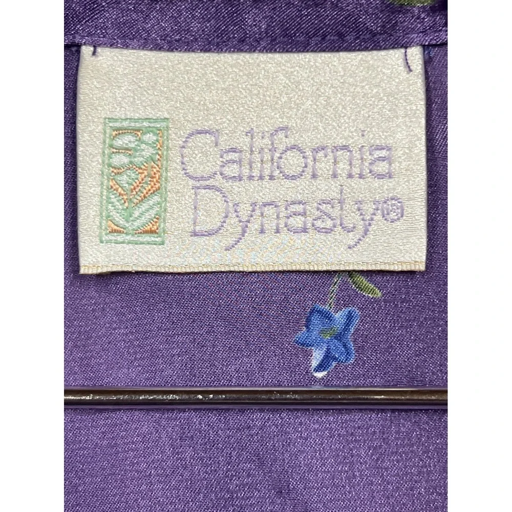 Vintage California Dynasty Pajama Top Womens L Purple Satin Floral Paisley Shirt
